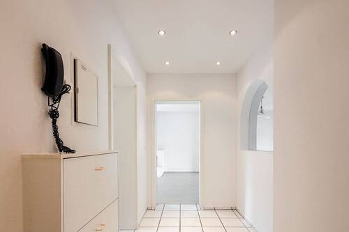 Flur EG - 9 Zimmer Einfamilienhaus zum Kaufen in Frechen