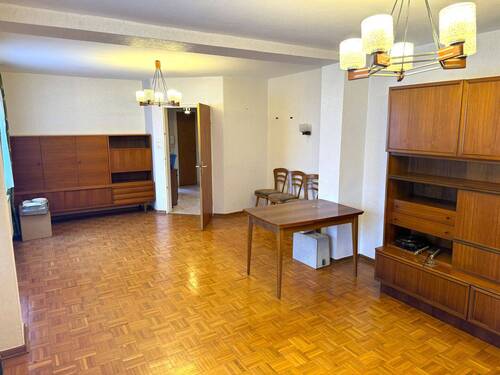 Bild 2 - 7 Zimmer Mehrfamilienhaus, Wohnhaus zum Kaufen in Ober-Mörlen