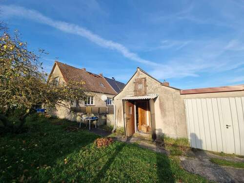 Haus- und Grundstücksansicht - 4 Zimmer Doppelhaushälfte zum Kaufen in Zirkow