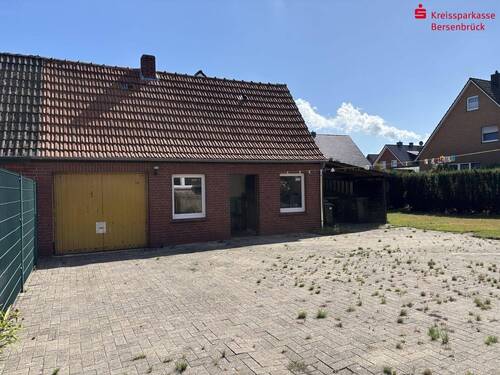 Nebengebäude, Garage - 