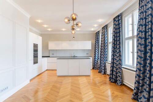 Bild 2 - 2 Zimmer Etagenwohnung zum Kaufen in Berlin