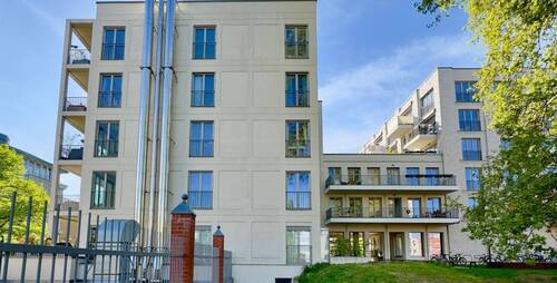 Seitenansicht Gebäudekomplex - Etagenwohnung mit 183,00 m² in Berlin zum Kaufen