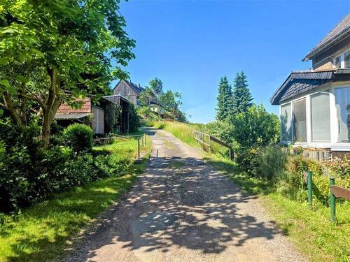 öffentlicher Weg - Einfamilienhaus mit 105,00 m² in Greifendorf zum Kaufen