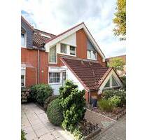 Gepflegtes Reihenmittelhaus in ruhigem Wohngebiet mit Garage - Bremen Habenhausen
