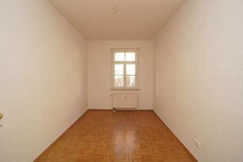 Schlafen - 3 Zimmer Etagenwohnung in Dresden