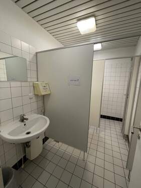 2 Bad vor der Sanierung 1-OG-Wittenberger-Straße-25 - 