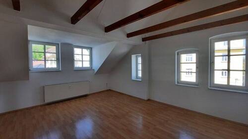 Wohnzimmer - 3 Zimmer Etagenwohnung zur Miete in Gera