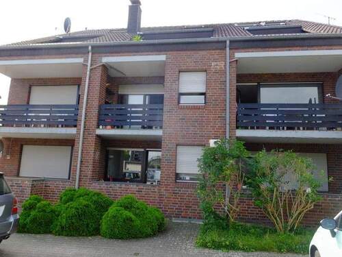 Gartenansicht - #Geräumiges Zweiraumappartement im Erdgeschoß mit Balkon & Garage