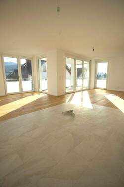 Wohn-Essraum mit offener Küche - Stadt- und naturnah: Großzügige Wohlfühl-Wohnung in Wittnau