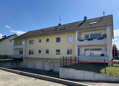 Wohnung mit Balkon - 3 Zimmer Etagenwohnung zum Kaufen in Buggingen