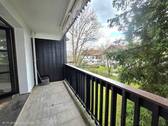 Balkon (beispielhaft) - Ruhige Wohnung im Grünen - 1.650,00&nbsp;EUR Kaltmiete, ca.&nbsp; 103,00&nbsp;m&sup2;&nbsp;Wohnfl&auml;che