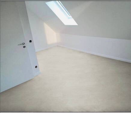 Quickborn, Birkenweg 8 - Spitzboden.jpg - 