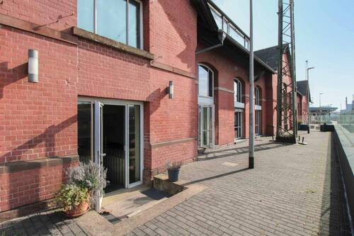 Außenansicht hinten - Gewerbeobjekt (Büro, Produktion, Verkauf) zum Kaufen in Völklingen