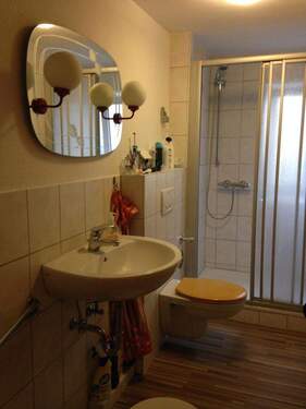 Bad - 2 Zimmer Etagenwohnung in Gudensberg