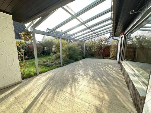 14 - Überdachte Süd-Terrasse.JPG - 