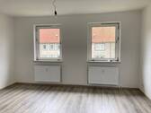 Wohnzimmer - Pendlertraum im Grünen, 3-Zimmerwohnung (Musterbilder)