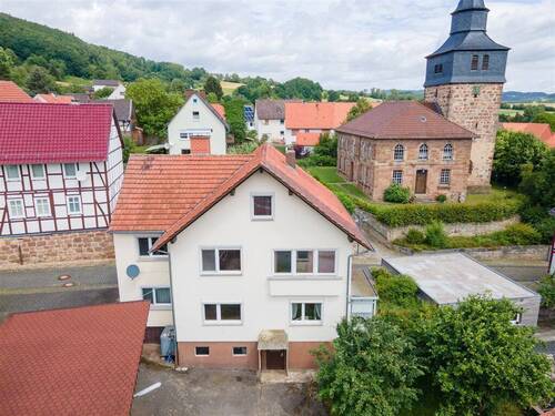 Rückansicht - 7 Zimmer Einfamilienhaus in Berkatal