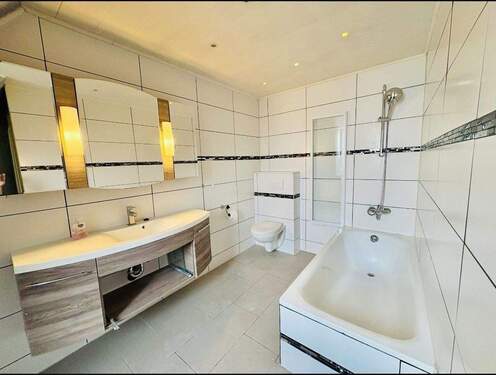 Badezimmer (noch im Umbau) - 