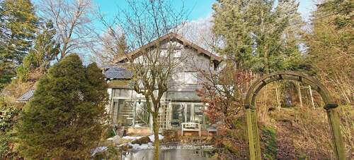 Haus Front - Einfamilienhaus mit 174,00 m&sup2; in Olzheim zum Kaufen