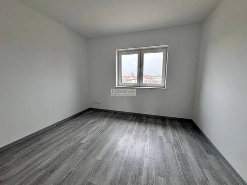 Büro od. Kinderzimmer - Mehrfamilienhaus, Wohnhaus mit 352,00 m² in Wrestedt zum Kaufen