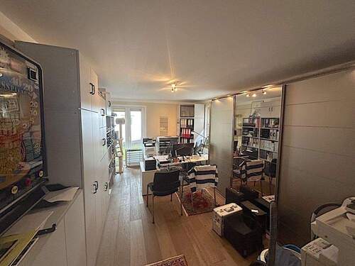 Homeoffice im Erdgeschoss. - 