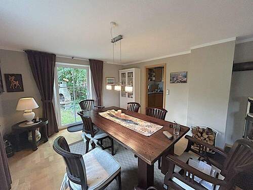 Essbereich an Küche angrenzend - 