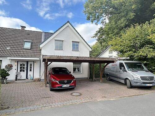  4 PKW- Stellplätze - 7 Zimmer Einfamilienhaus in Horst