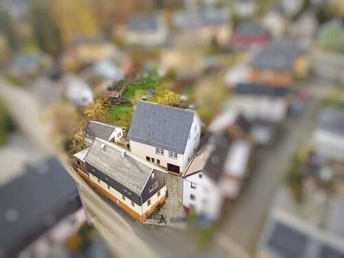 Außenansicht - Zwei Häuser zum Preis von Einem!