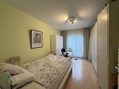 Schlafzimmer - Etagenwohnung mit 60,40 m&sup2; in Offenbach zum Kaufen