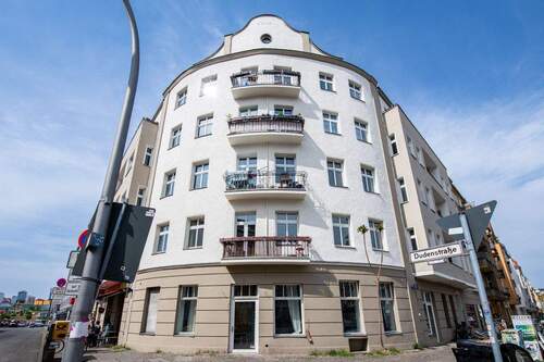DUD-WE_1 - Kreuzberg im Immo-Portfolio: Solide vermietete 2-Zimmer-Wohnung mit Balkon im Vorderhaus