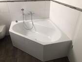 OG Masterbad Eckbadewanne - 