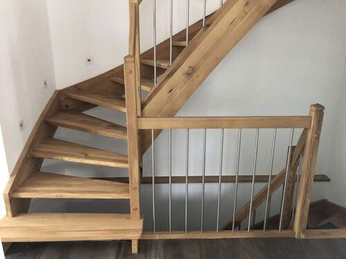 Eichentreppe auf allen Ebenen - 