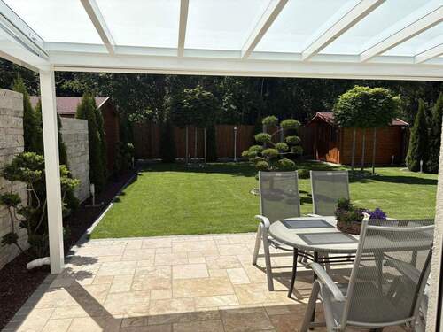 Terrasse mit großem Garten - 5 Zimmer Doppelhaushälfte in Brunnthal