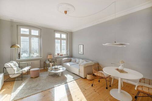Weitere Ansicht Zimmer 1 - 4 Zimmer Etagenwohnung zum Kaufen in Berlin-Friedrichshain