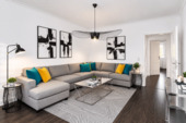 Wohnzimmer- Beispiel - Seltene Erdgeschosswohnung mit Gartenanteilen, 2 Bädern und 120 m² Wohnfläche