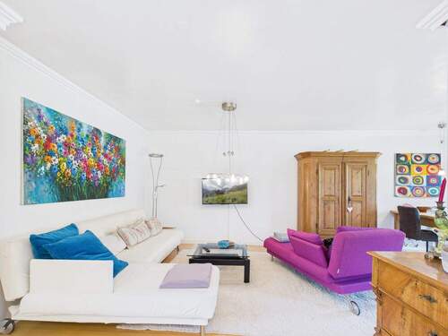 Wohnzimmer - 7 Zimmer Mehrfamilienhaus, Wohnhaus in Walsdorf