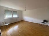 Schlafzimmer groß - Etagenwohnung mit 75,50 m² in München zum Kaufen