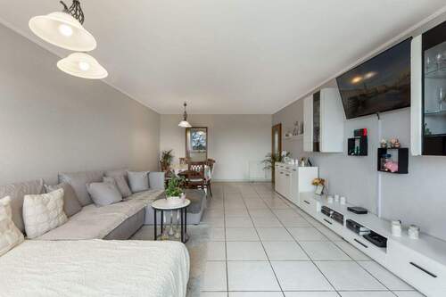 Wohnraum - 3 Zimmer Etagenwohnung in Köln