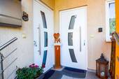 Eingang Hauptwohnung und Ferienwohnung 2 - 