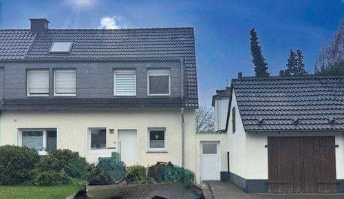 Vorderansicht - 7 Zimmer Mehrfamilienhaus, Wohnhaus zum Kaufen in Herne