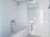 Badezimmer II - 