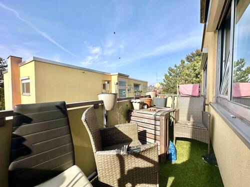 Balkon - Etagenwohnung mit 99,00 m&sup2; in Mühlheim zum Kaufen