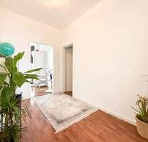 Vermietete 4-Zimmer-Wohnung fußläufig zur S-Bahn zu verkaufen - Stuttgart Bad Cannstatt