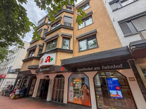 Hausansicht - 4 Zimmer Etagenwohnung zum Kaufen in Stuttgart