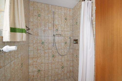 Badezimmer UG - 