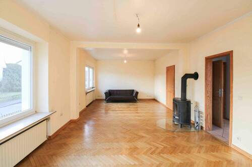 Wohn-Essbereich - 4 Zimmer Einfamilienhaus zum Kaufen in Detmold