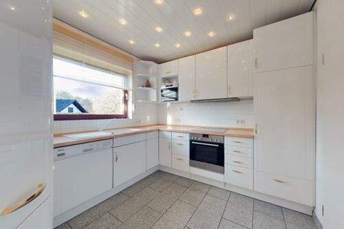 Küche - 5 Zimmer Einfamilienhaus in Solms