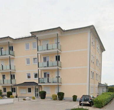 Gebäude - VON PRIVAT! Wunderschöne, altersgerechte 3-Zimmer-Wohnung in Kurzone I von Bad Füssing