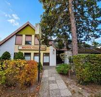 Ehemaliges Clubhaus nahe der Havel - Gastronomie, Gästezimmer und 12 Stellplätze *PROVISIONSFREI* - Berlin-Gatow
