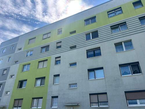 Objektansicht - 2 Zimmer Etagenwohnung zur Miete in Teutschenthal